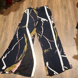 Super unique wide leg palazzo pants